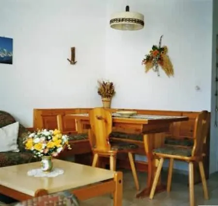 Haus Nesthorn - 2 Gaeste Unterbäch