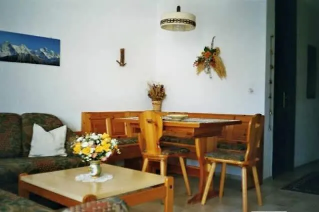 Haus Nesthorn - 2 Gaeste Unterbäch